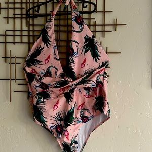 Womens Plus Size swimwear